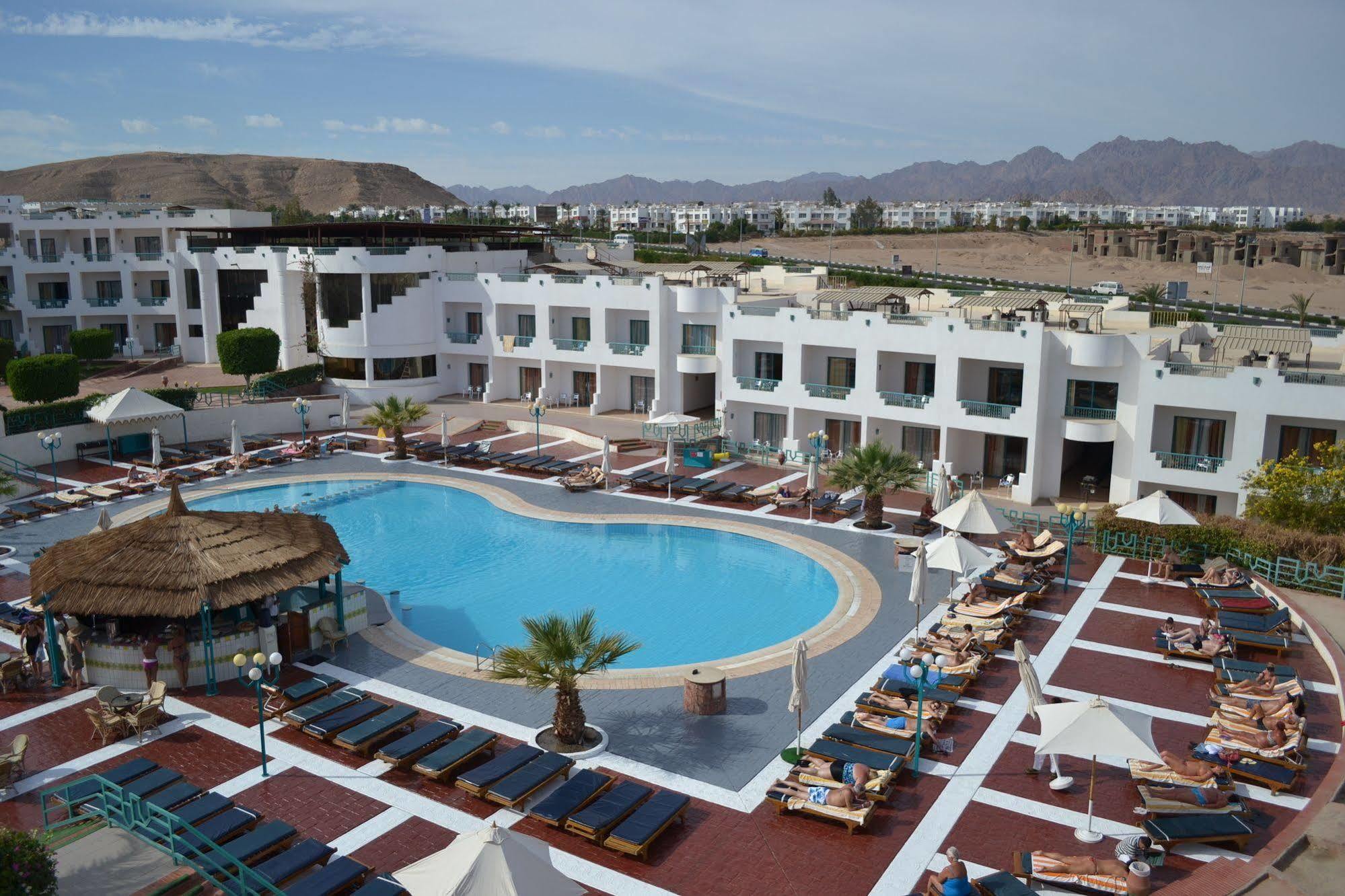 Sharm Holiday Resort Курортный комплекс Шарм-эль-Шейх