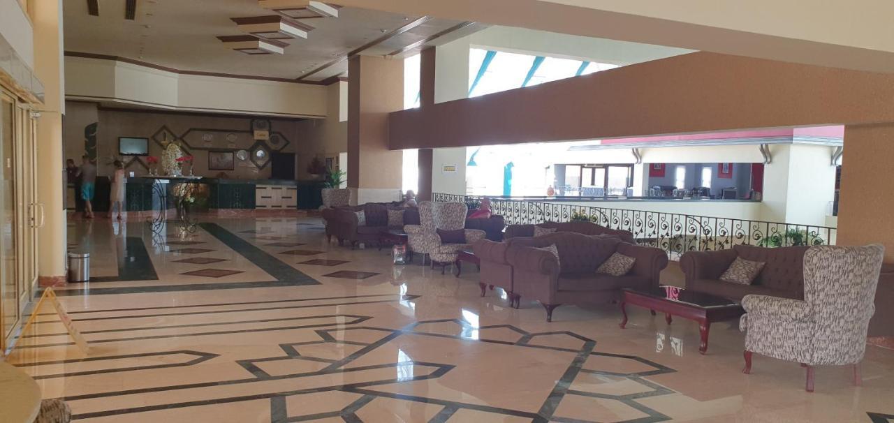 Курортный комплекс Sharm Holiday Resort Шарм-эль-Шейх